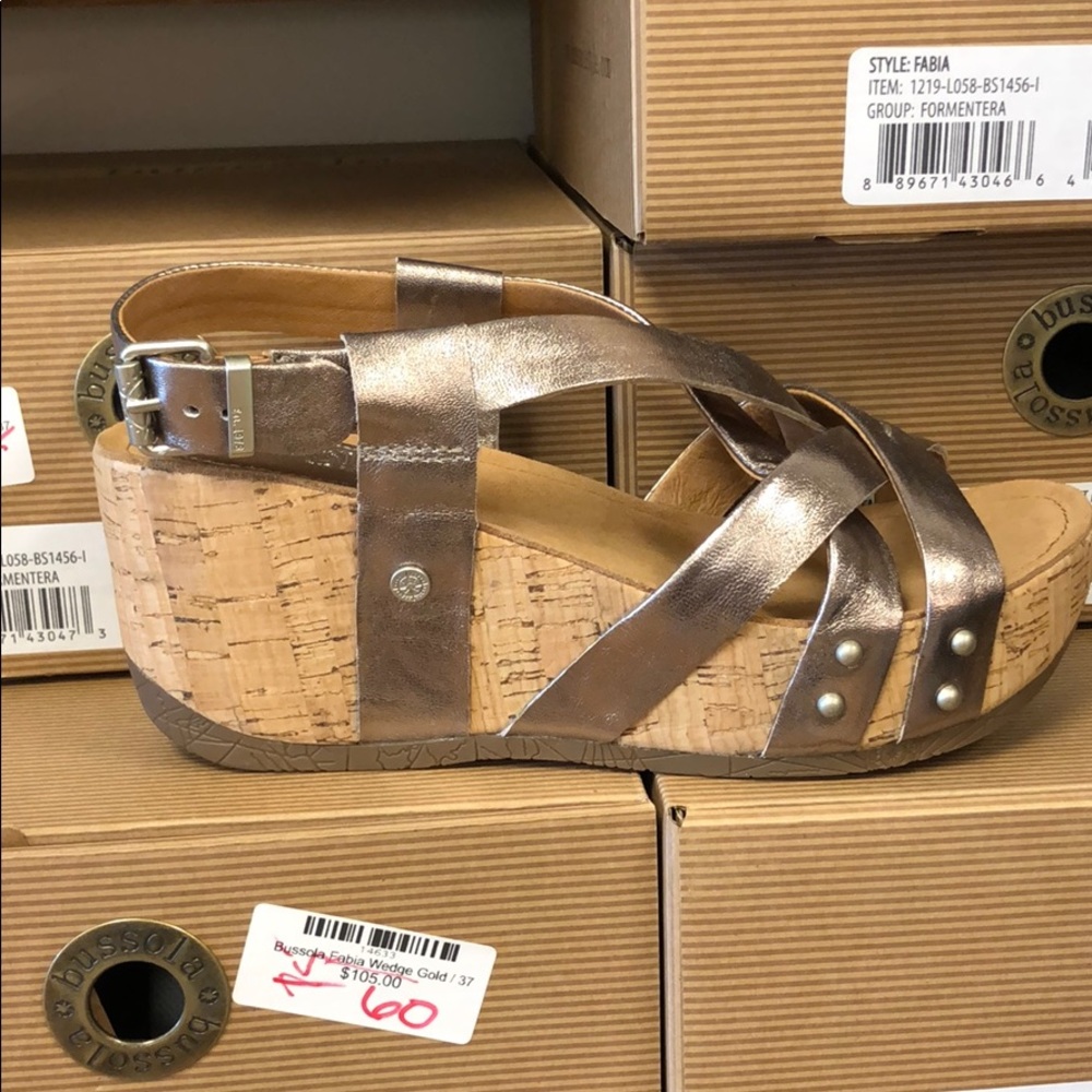 Bussola White Gold Wedge